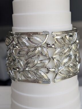 Vintage Coro Silver Tone Leaf Link Bracelet Statement Piece 1950s Mid-century